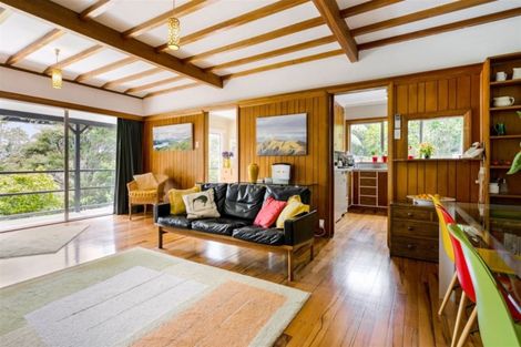 Photo of property in 169 Scenic Drive, Titirangi, Auckland, 0604