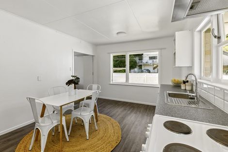 Photo of property in 14 Norton Park Avenue, Fairfield, Lower Hutt, 5011