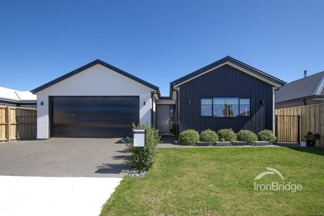 Photo of property in 11 Higgins Street, Woodend, 7610