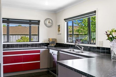 Photo of property in 19 Brompton Close, Richmond Heights, Taupo, 3330