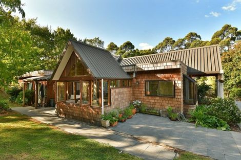 Photo of property in 30 Moontide Road, Kumeu, 0892
