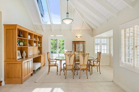 Photo of property in 7 Marine Terrace, Bayswater, Auckland, 0622