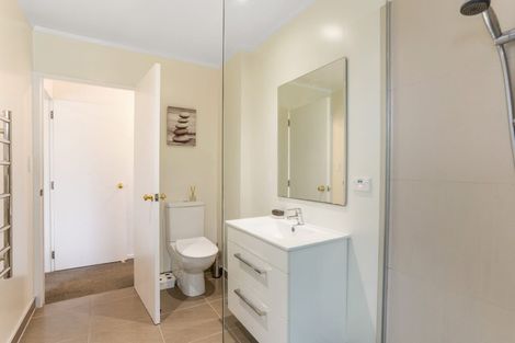 Photo of property in 163 Don Buck Road, Massey, Auckland, 0614