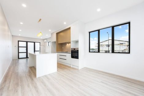 Photo of property in 35 Whiteywood Street, Westgate, 0814