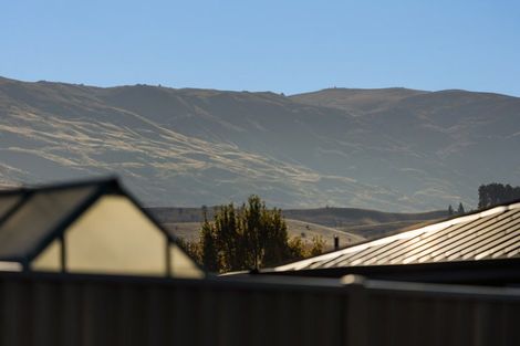 Photo of property in 8 Austral Place, Cromwell, 9310