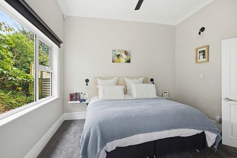 Photo of property in 112b Newlands Road, Newlands, Wellington, 6037