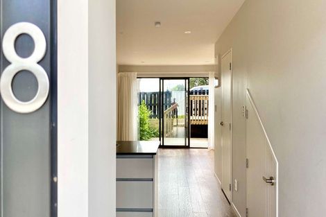 Photo of property in 8/36 Kaipatiki Road, Glenfield, Auckland, 0629