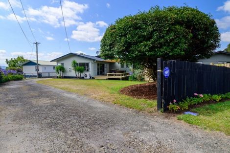 Photo of property in 26 Bay Grove, Pukehangi, Rotorua, 3015