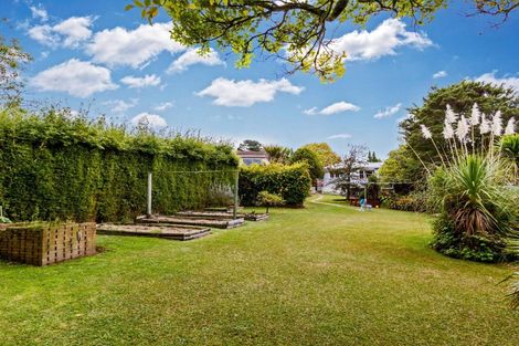 Photo of property in 13 Tahi Terrace, Glen Eden, Auckland, 0602