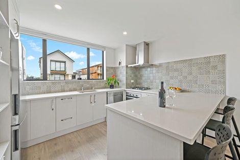 Photo of property in 14 Kearns Drive, Hobsonville, Auckland, 0616