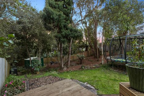 Photo of property in 49 Onedin Place, Titirangi, Auckland, 0604