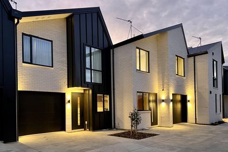Photo of property in 3/133 Blighs Road, Strowan, Christchurch, 8052