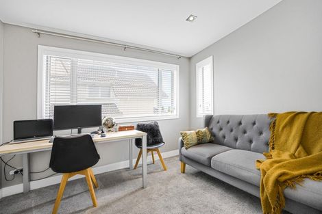 Photo of property in 28b Bluefin Way, West Harbour, Auckland, 0618