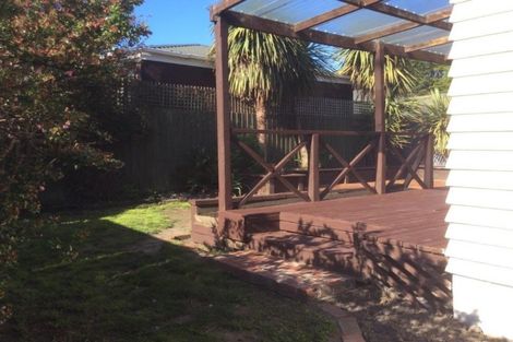 Photo of property in 11 Dunedin Street, Redwood, Christchurch, 8051
