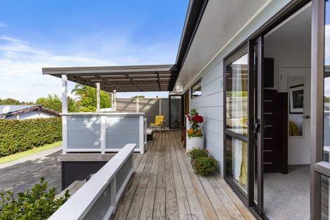 Photo of property in 2/9 Lancaster Road, Beach Haven, Auckland, 0626