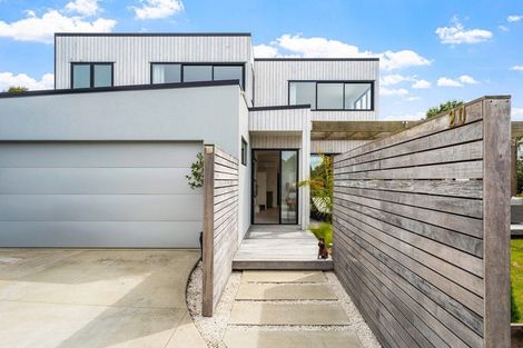 Photo of property in 20 Sunrise Boulevard, Snells Beach, 0920