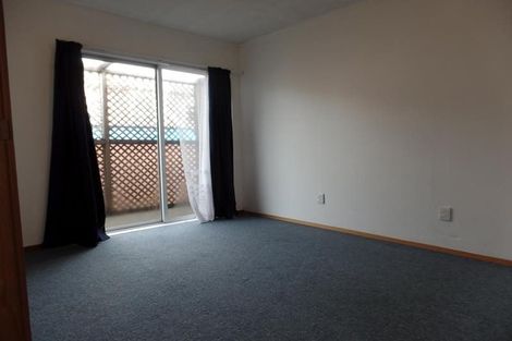 Photo of property in 14 Helena Street, Massey, Auckland, 0614