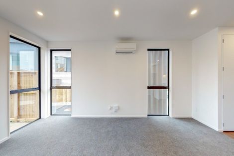 Photo of property in 62u7 Spenmoor Street, Newlands, Wellington, 6037