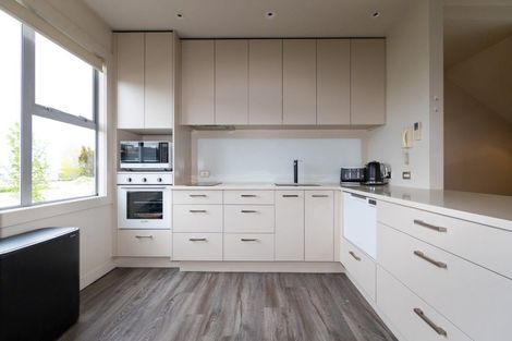 Photo of property in The Terraces, 21/9 Humber Street, Pandora, Napier, 4110