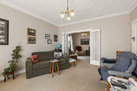 Photo of property in 31 Queens Drive, Kilbirnie, Wellington, 6022