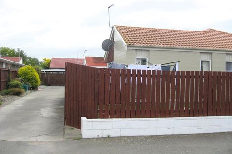Photo of property in 8 Tuckers Road, Redwood, Christchurch, 8051