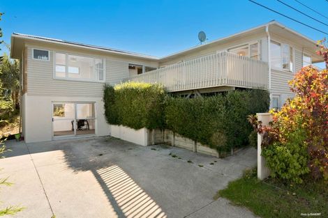 Photo of property in 50 Arran Road, Browns Bay, Auckland, 0630