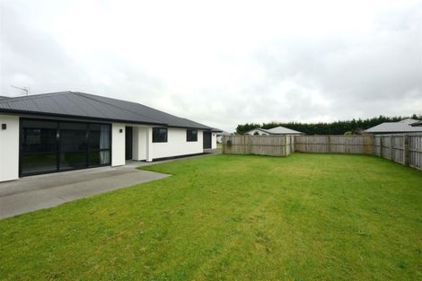 Photo of property in 6 Marble Court, Rolleston, 7614