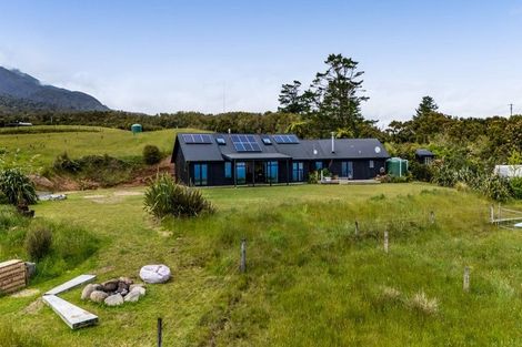 Photo of property in 749 Upper Pitone Road, Pitone, New Plymouth, 4374