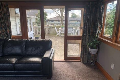 Photo of property in 28 Karina Terrace, Roslyn, Palmerston North, 4414