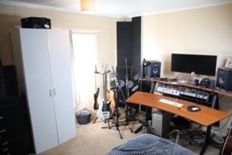 Photo of property in 12 Holt Avenue, Torbay, Auckland, 0630