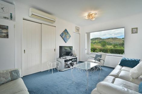 Photo of property in 1664 Kahuranaki Road, Kahuranaki, Havelock North, 4295