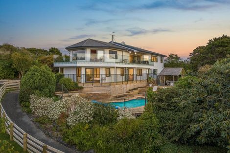 Photo of property in 2 Kauri Drive, Sandspit, Warkworth, 0982
