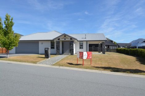 Photo of property in 4 Avalanche Place, Wanaka, 9305