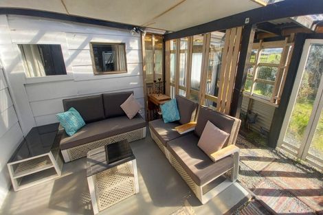 Photo of property in 33 Clifden Highway, Tuatapere, 9620