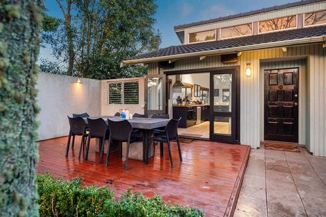 Photo of property in 34a Rawene Road, Birkenhead, Auckland, 0626