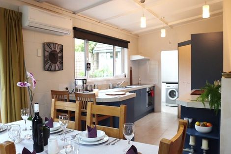 Photo of property in 18 Kauri Road, Waikanae, 5036