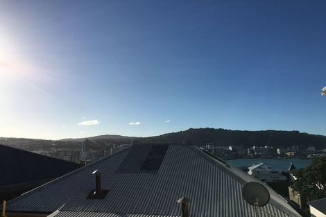 Photo of property in 7 Mcintyre Avenue, Mount Victoria, Wellington, 6011