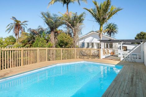 Photo of property in 14 Totara Drive, St Andrews, Hamilton, 3200