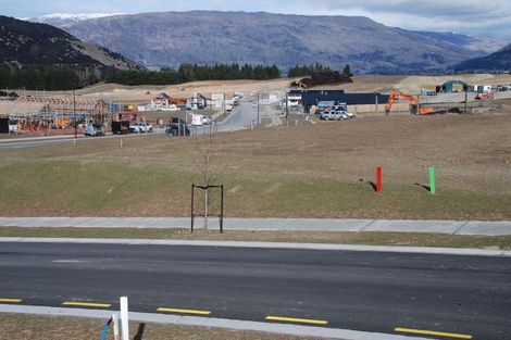 Photo of property in 3 Lauderdale Lane, Wanaka, 9305
