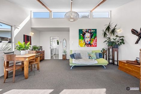 Photo of property in 3 Sunshine Crescent, Kelson, Lower Hutt, 5010