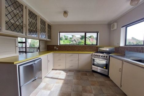 Photo of property in 8e Nevada Drive, Merrilands, New Plymouth, 4312