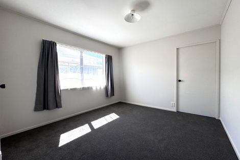 Photo of property in 1 Pinedale Parade, Milson, Palmerston North, 4414