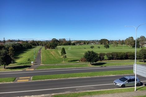 Photo of property in 311/252 Centreway Road, Orewa, 0931