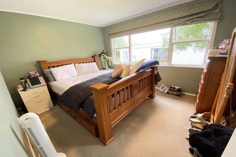 Photo of property in 673 Te Atatu Road, Te Atatu Peninsula, Auckland, 0610