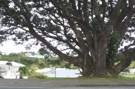 Photo of property in 90 South Road, Blagdon, New Plymouth, 4310