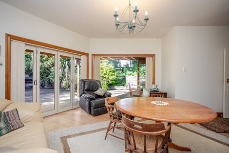 Photo of property in 38 Beatty Road, Dannevirke, 4978