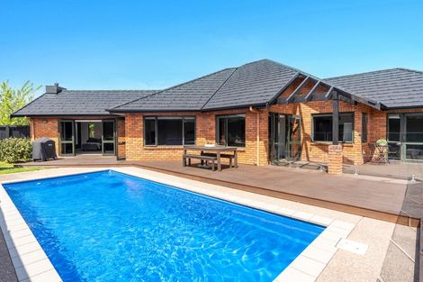 Photo of property in 20 Merlin Close, Huntington, Hamilton, 3210