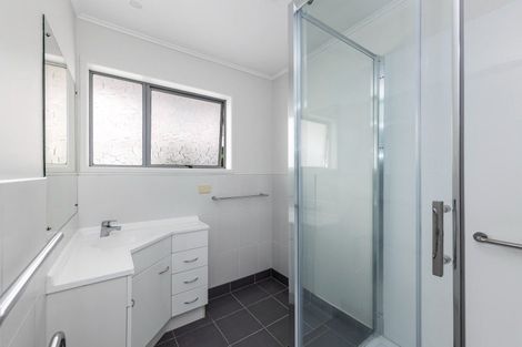 Photo of property in 2/111 Florence Avenue, Orewa, 0931