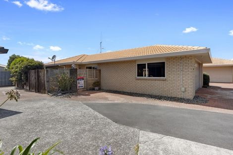 Photo of property in 59a Bayfair Drive, Mount Maunganui, 3116