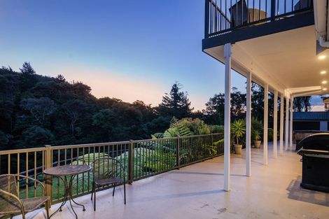 Photo of property in 384 Mangakura Road, Helensville, 0875